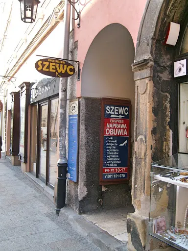 Szewc Kraków. Naprawa obuwia. Centrum. Grodzka 29